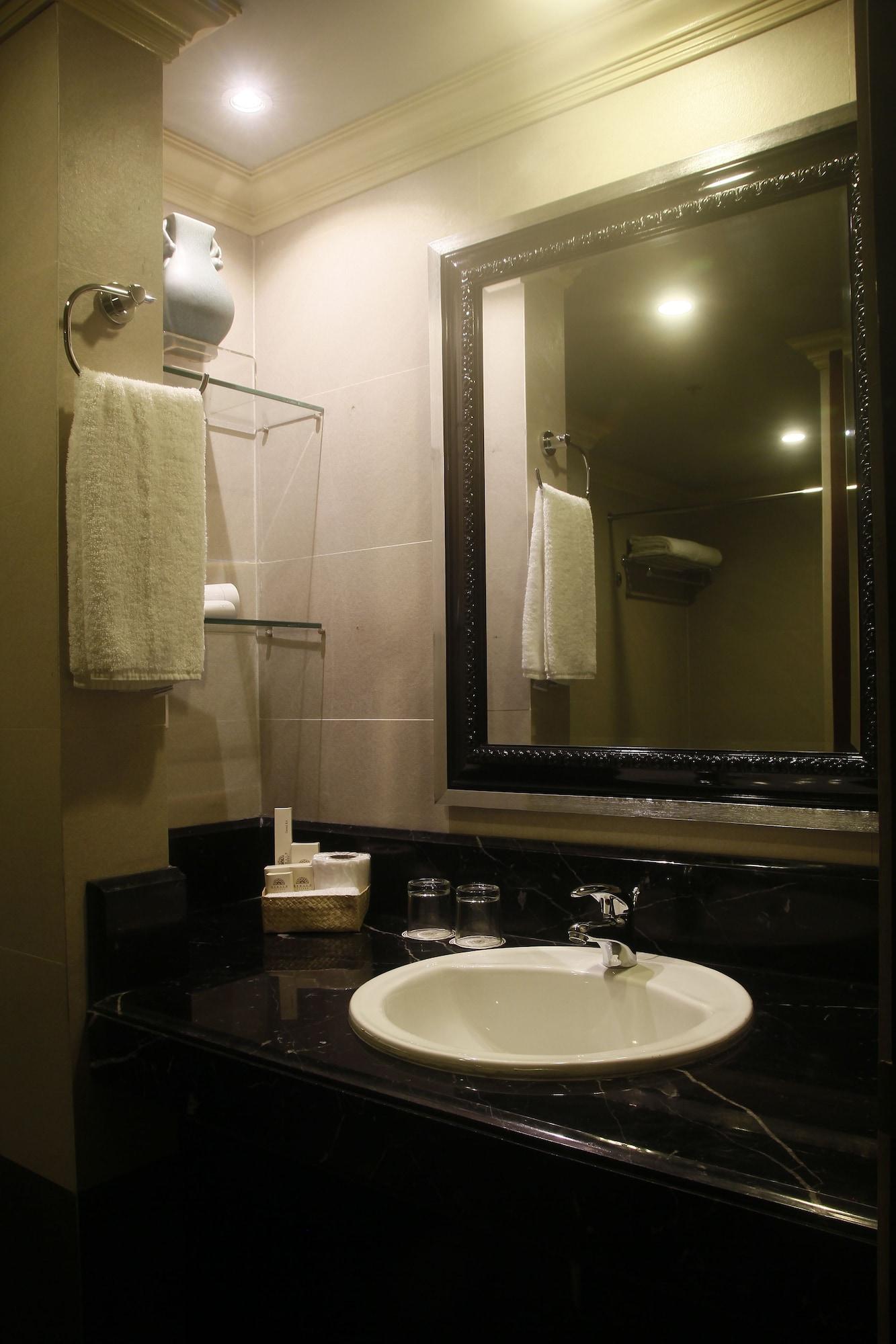 Herald Suites Polaris Makati City Eksteriør bilde