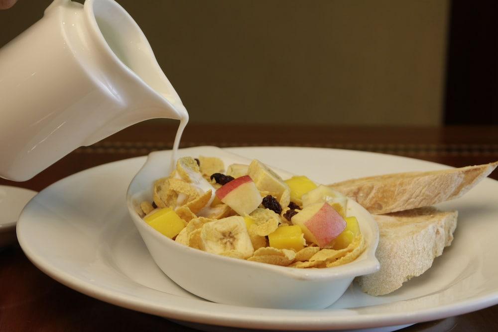 Herald Suites Polaris Makati City Eksteriør bilde